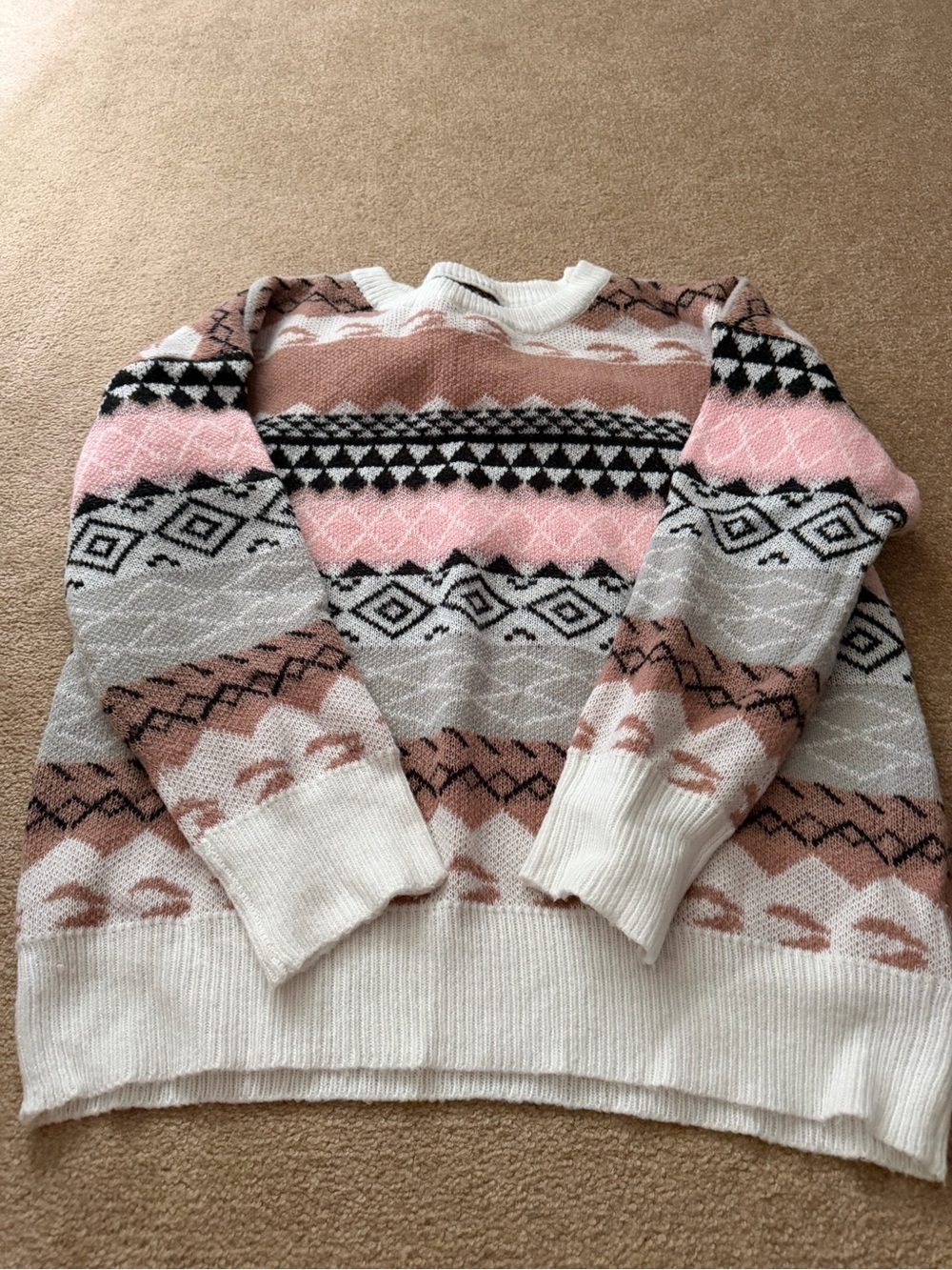 Women's Crew Neck Geometric Pattern Sweater - Pink, White & Gray